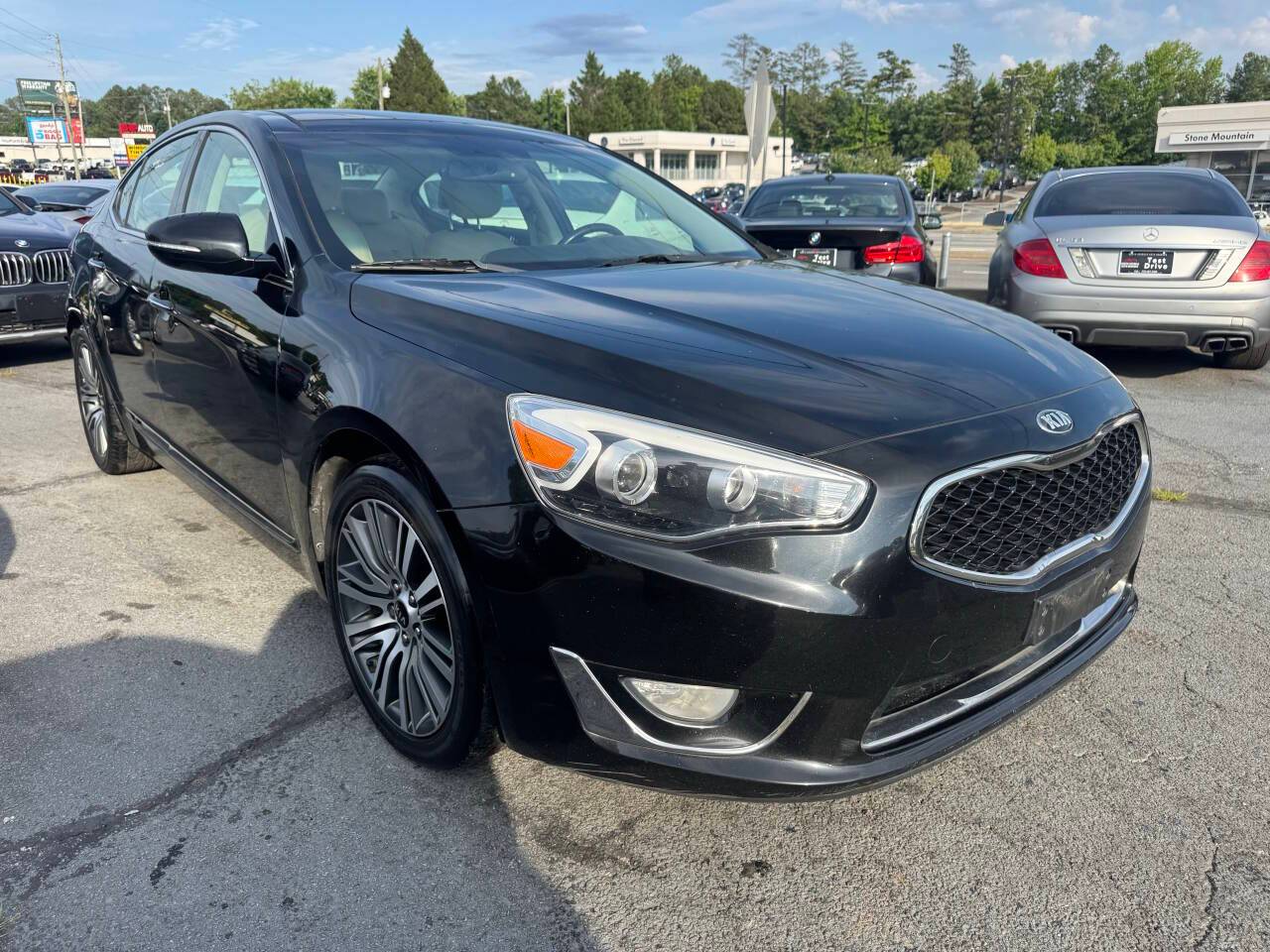2015 Kia Cadenza Premium — Sedan — 98,973 mi — Snellville, GA