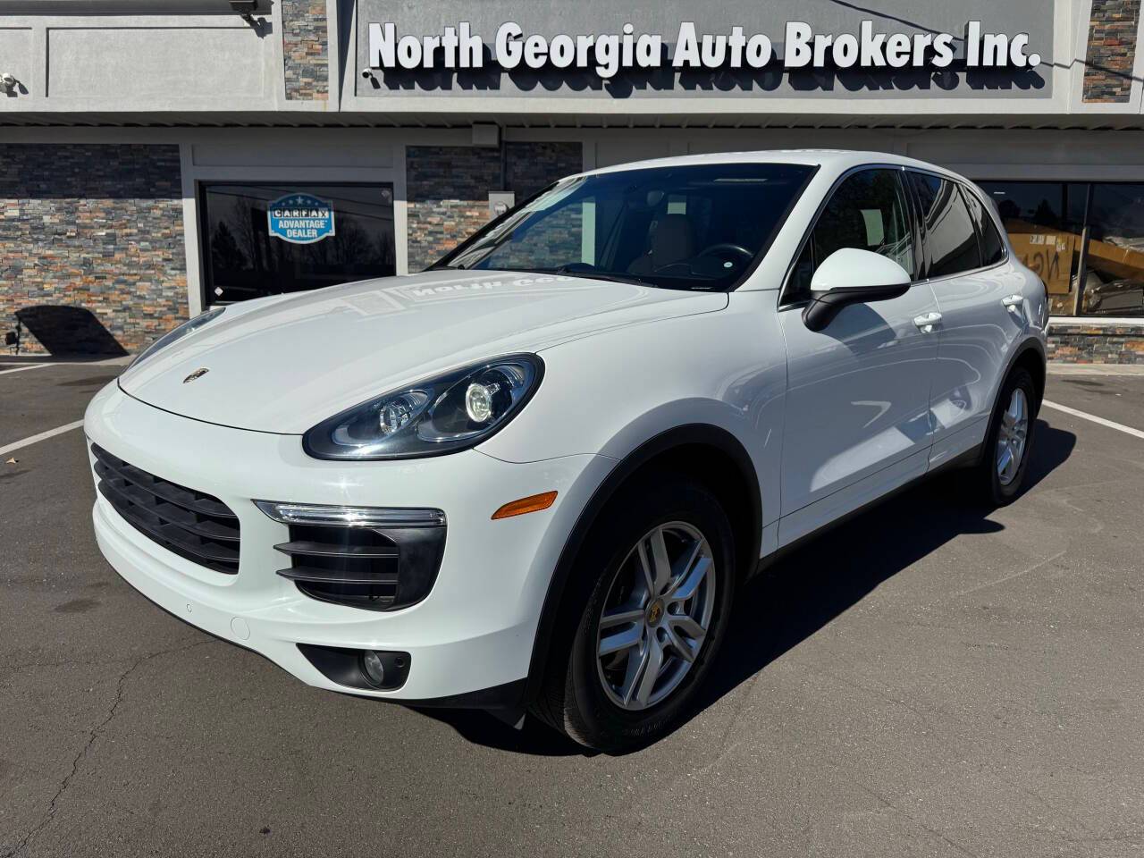 2017 2017 Porsche Cayenne Platinum Edition