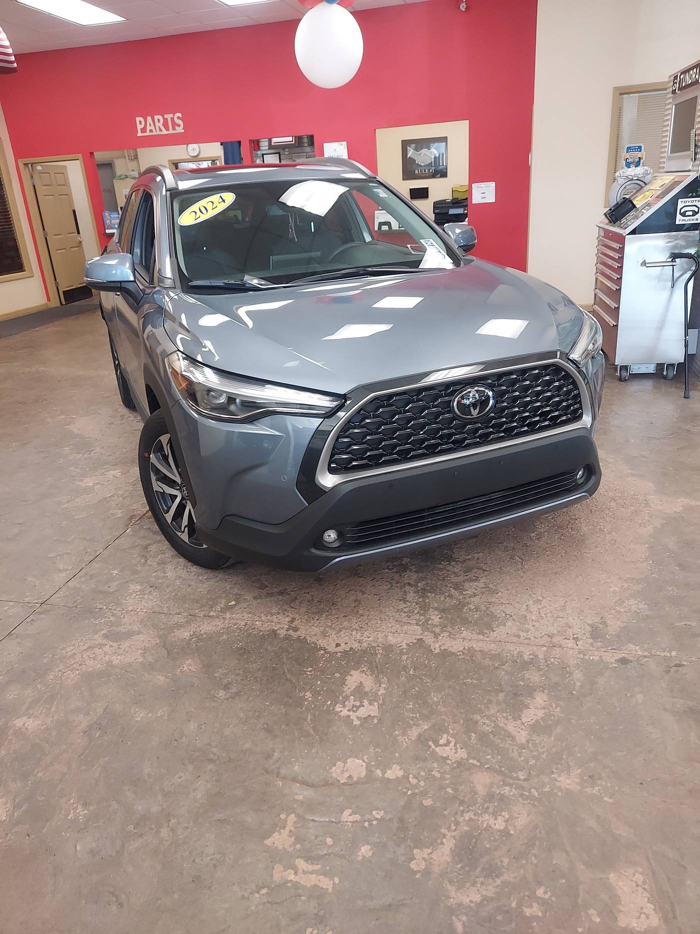 2024 Toyota Corolla Cross XLE — SUV — 11,642 mi — Batavia, NY