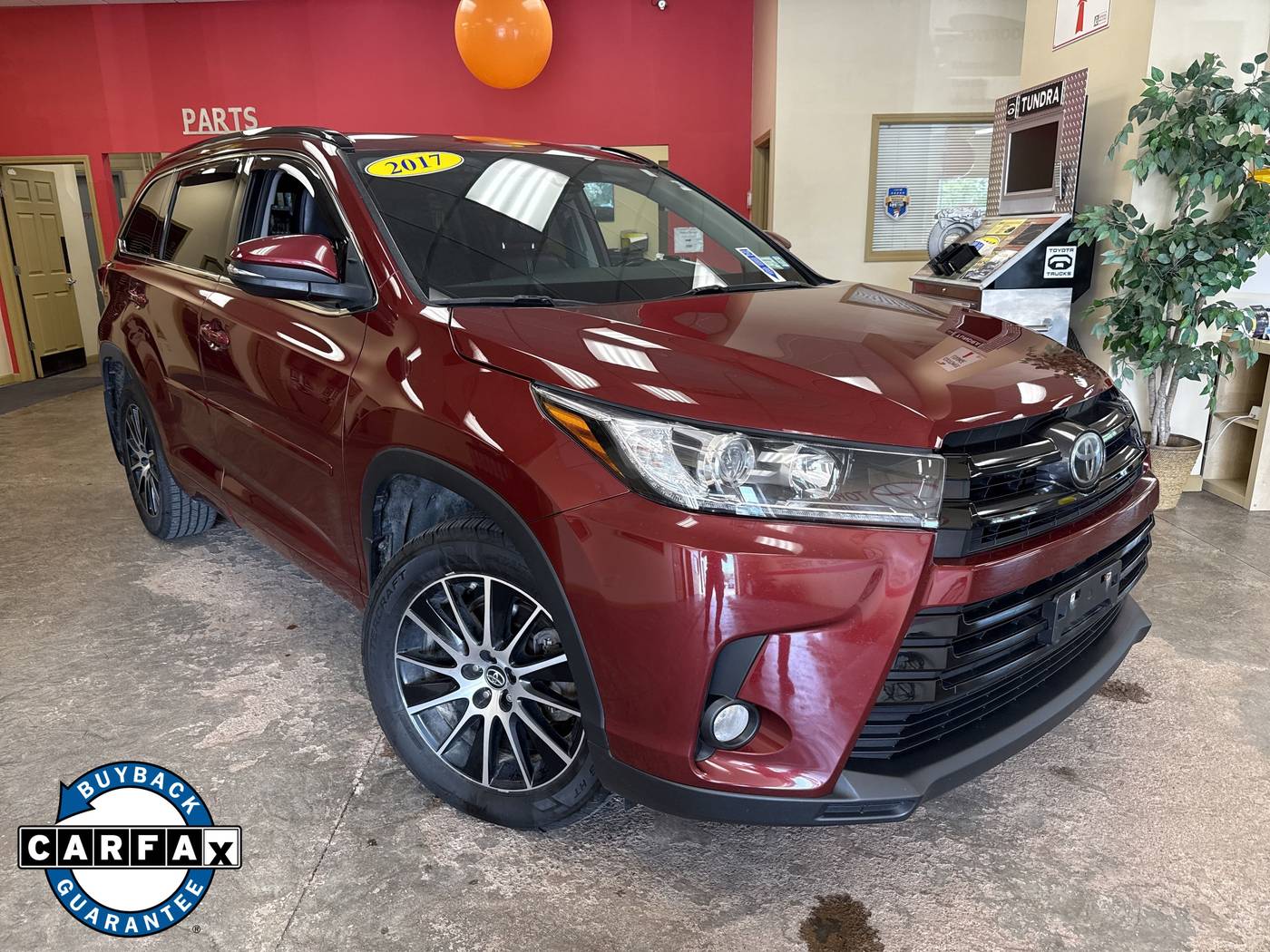 2017 Toyota Highlander SE V6 — SUV — 92,255 mi — Batavia, NY