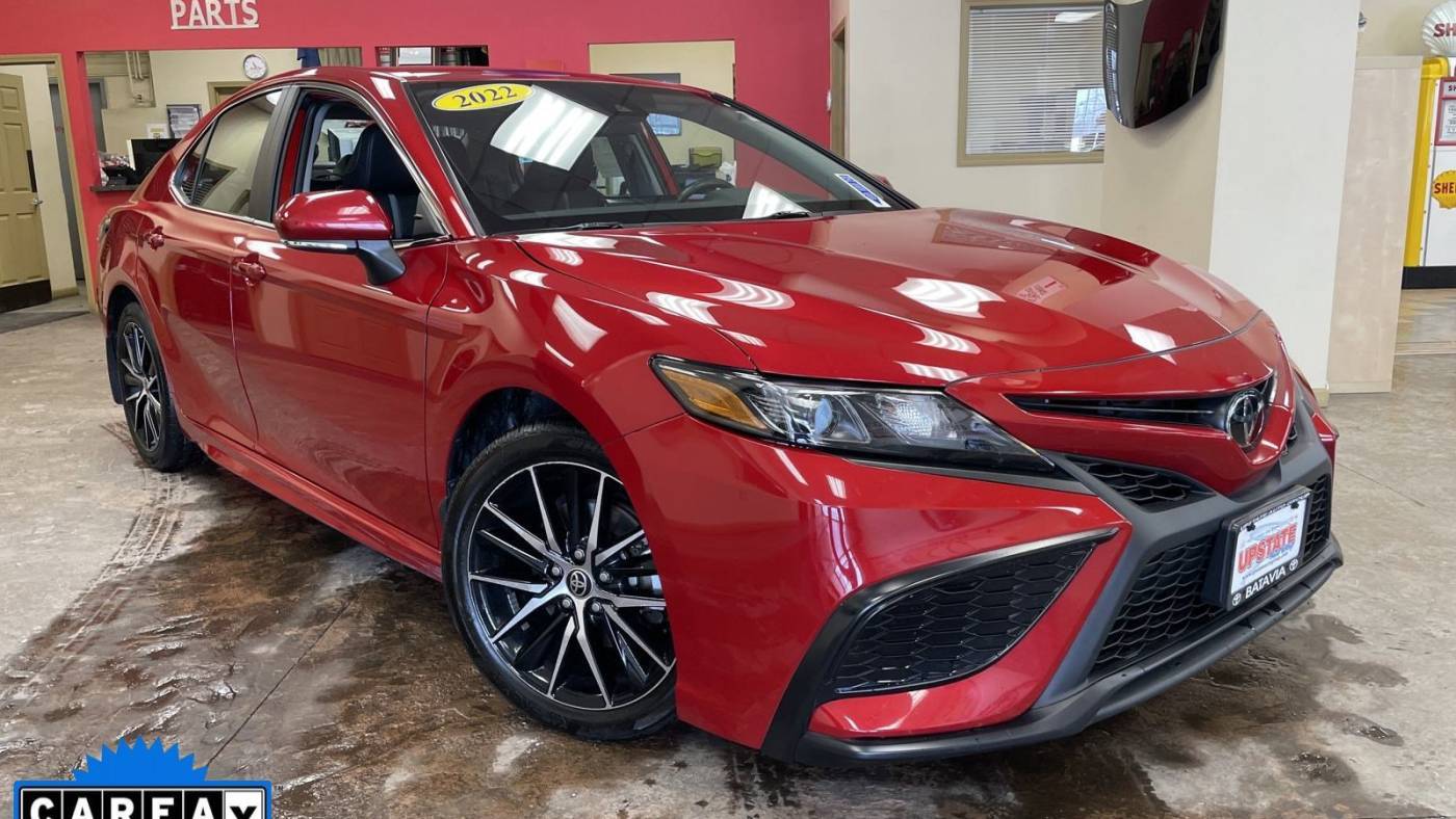 2022 Toyota Camry SE — Sedan — 18,478 mi — Batavia, NY