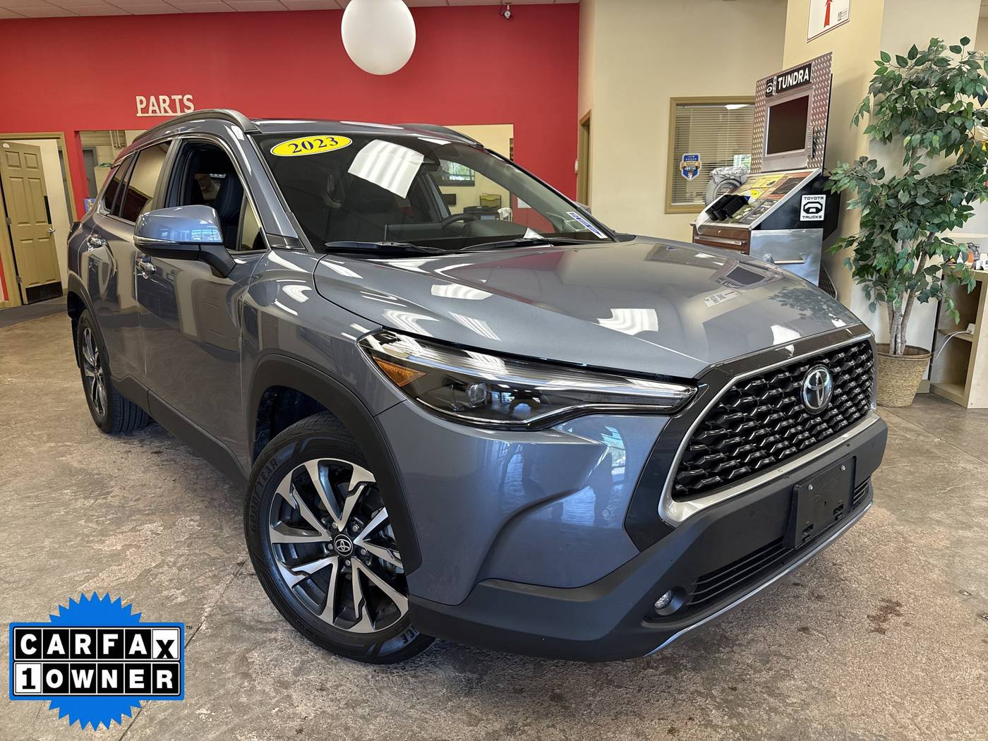 2023 Toyota Corolla Cross XLE — SUV — 2,569 mi — Batavia, NY