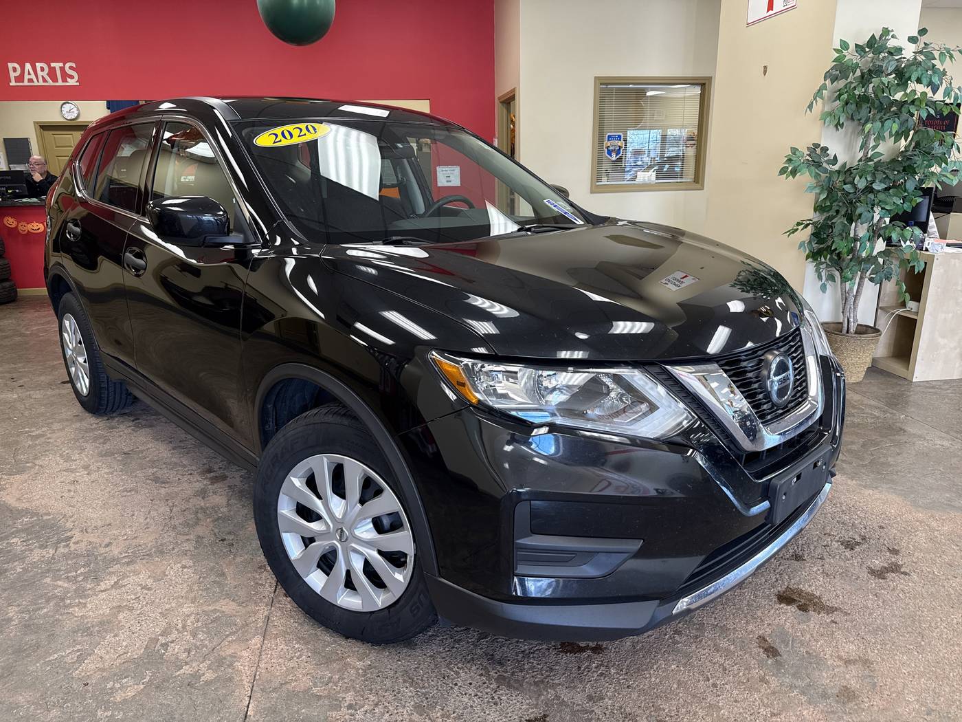 2020 Nissan Rogue S — SUV — 92,940 mi — Batavia, NY