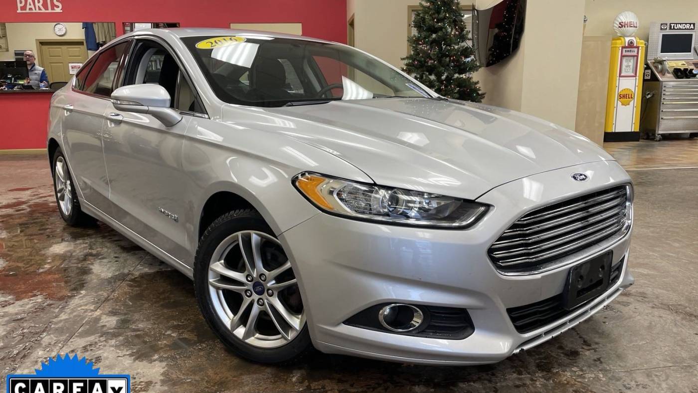 2016 Ford Fusion Hybrid SE — Sedan — 104,889 mi — Batavia, NY