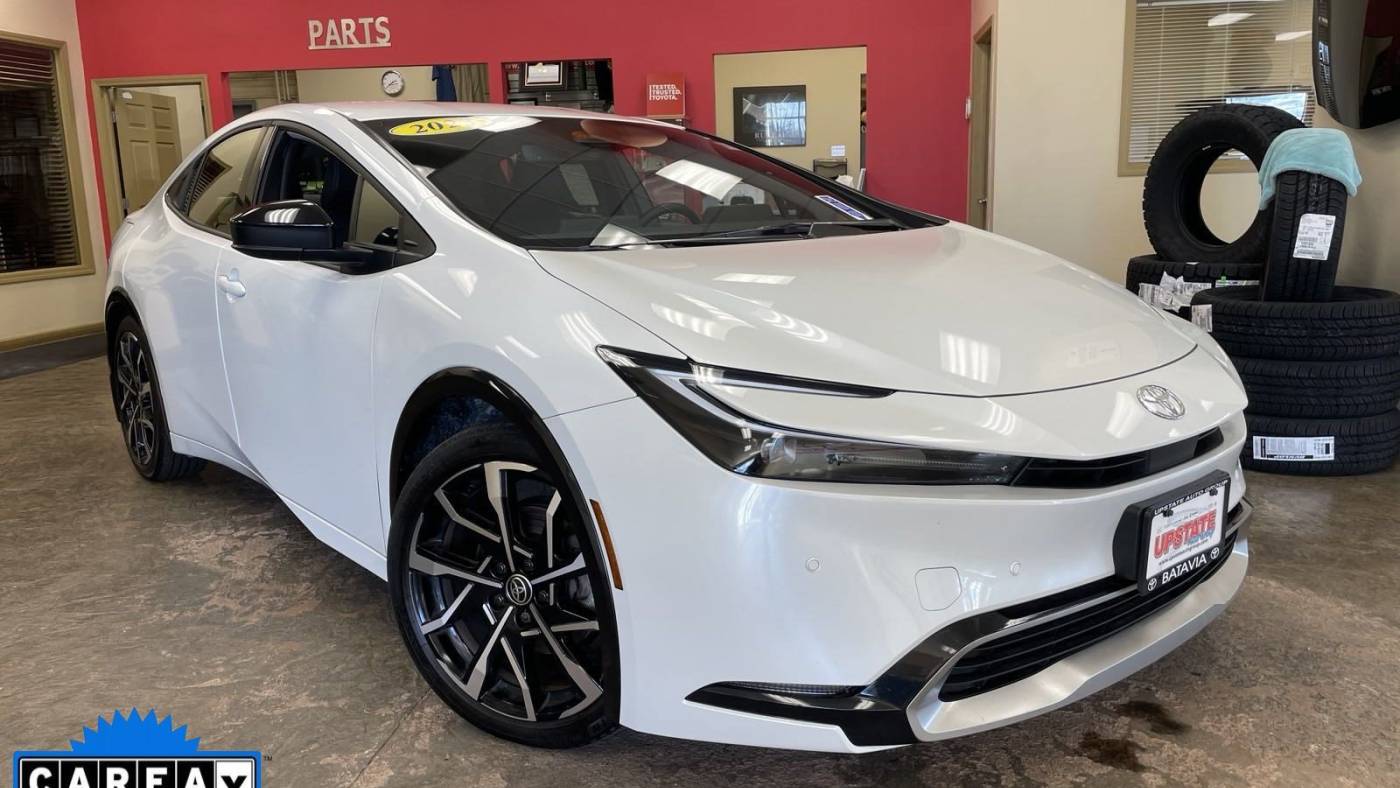 2023 Toyota Prius Prime XSE — Hatchback — 31,589 mi — Batavia, NY