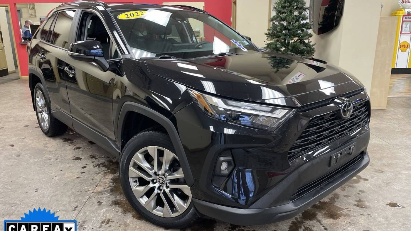 2022 Toyota RAV4 XLE Premium — SUV — 27,545 mi — Batavia, NY