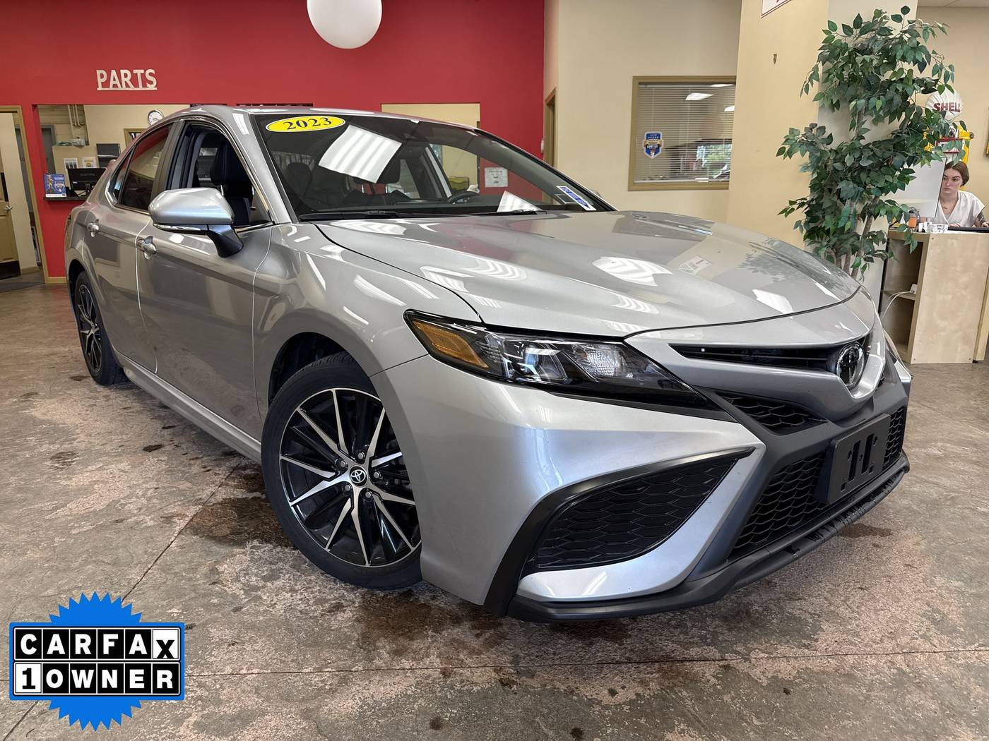 2023 Toyota Camry SE — Sedan — 18,535 mi — Batavia, NY