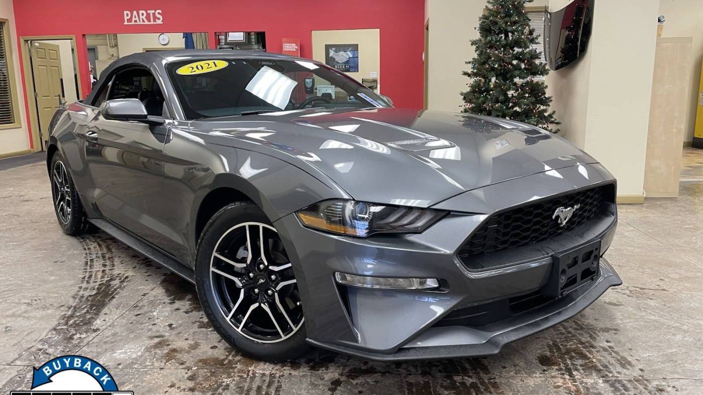2021 Ford Mustang EcoBoost Premium — Convertible — 61,163 mi — Batavia, NY