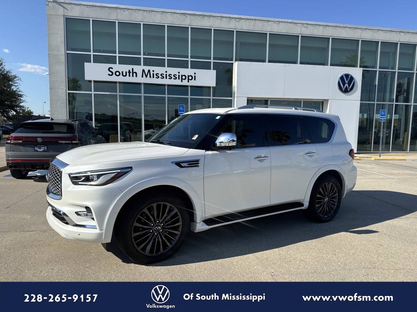 2023 INFINITI QX80 SENSORY — SUV — 37,599 mi — D'Iberville, MS