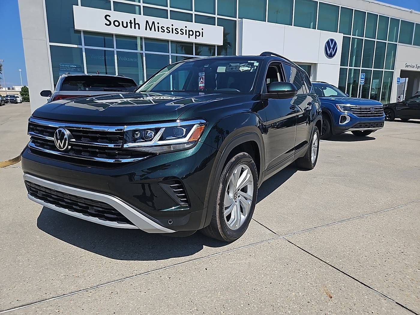 2021 Volkswagen Atlas SE with Technology — SUV — 47,718 mi — D'Iberville, MS