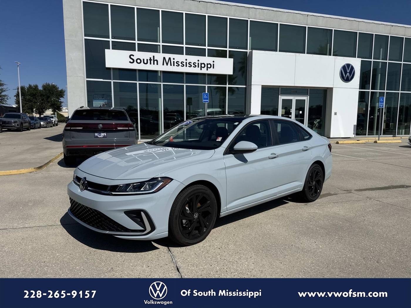 2025 Volkswagen Jetta SE — Sedan — 946 mi — D'Iberville, MS