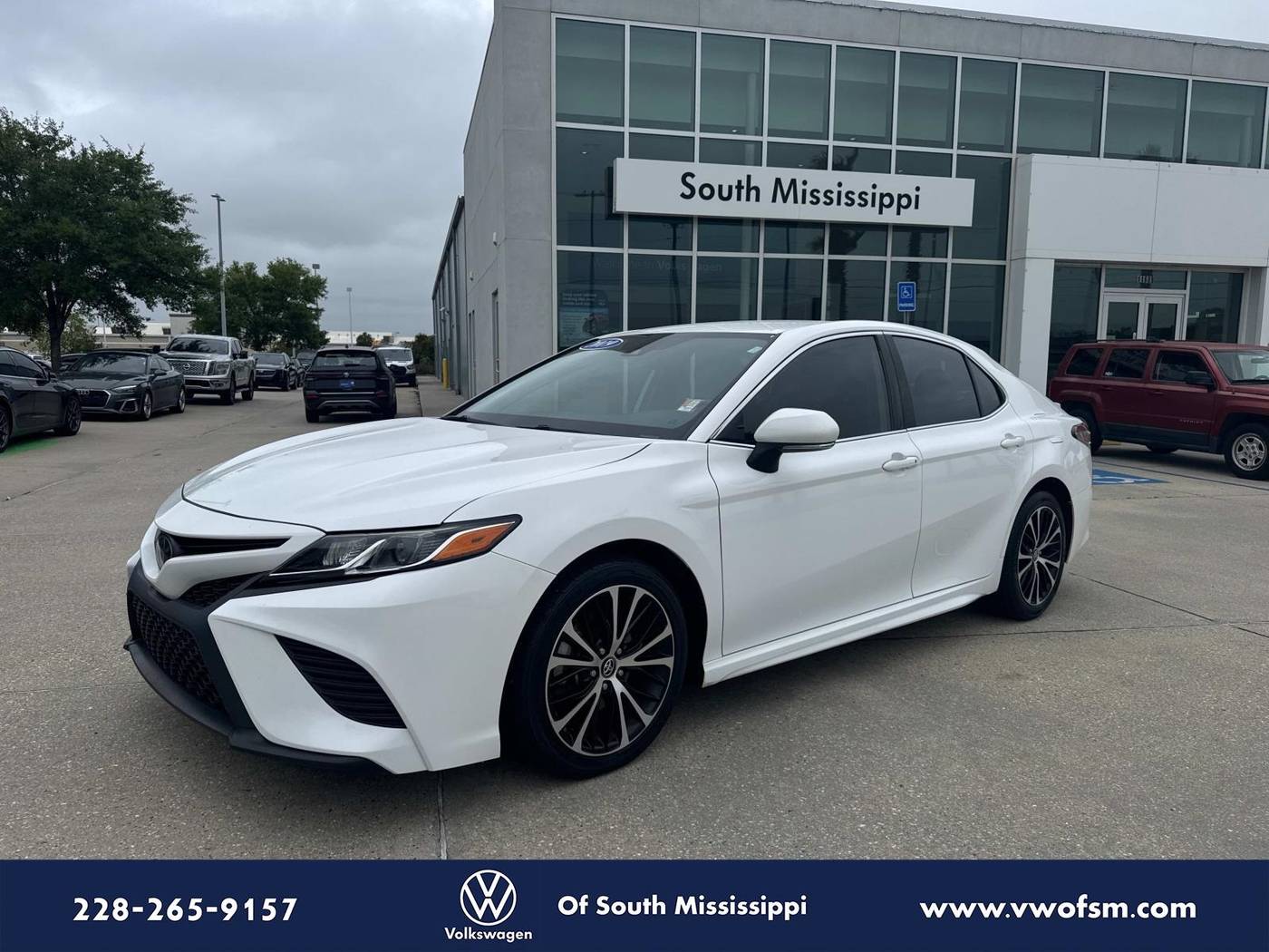 2019 Toyota Camry L — Sedan — 120,186 mi — D'Iberville, MS