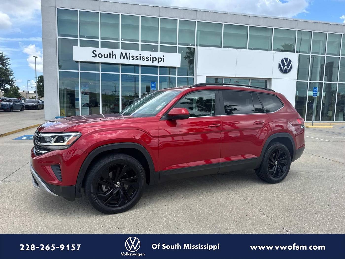 2023 Volkswagen Atlas SE with Technology — SUV — 32,633 mi — D'Iberville, MS