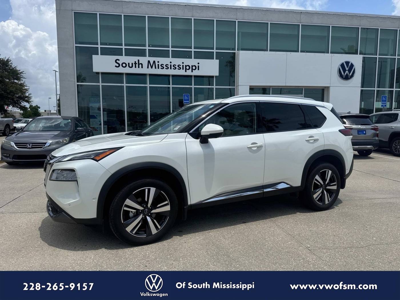 2023 Nissan Rogue SL — SUV — 29,225 mi — D'Iberville, MS