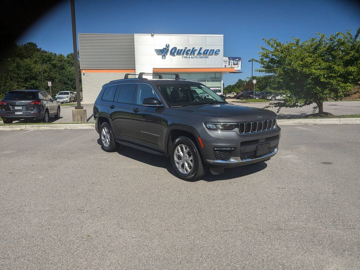 2022 Jeep Grand Cherokee Limited — SUV — 28,562 mi — Prince George, VA