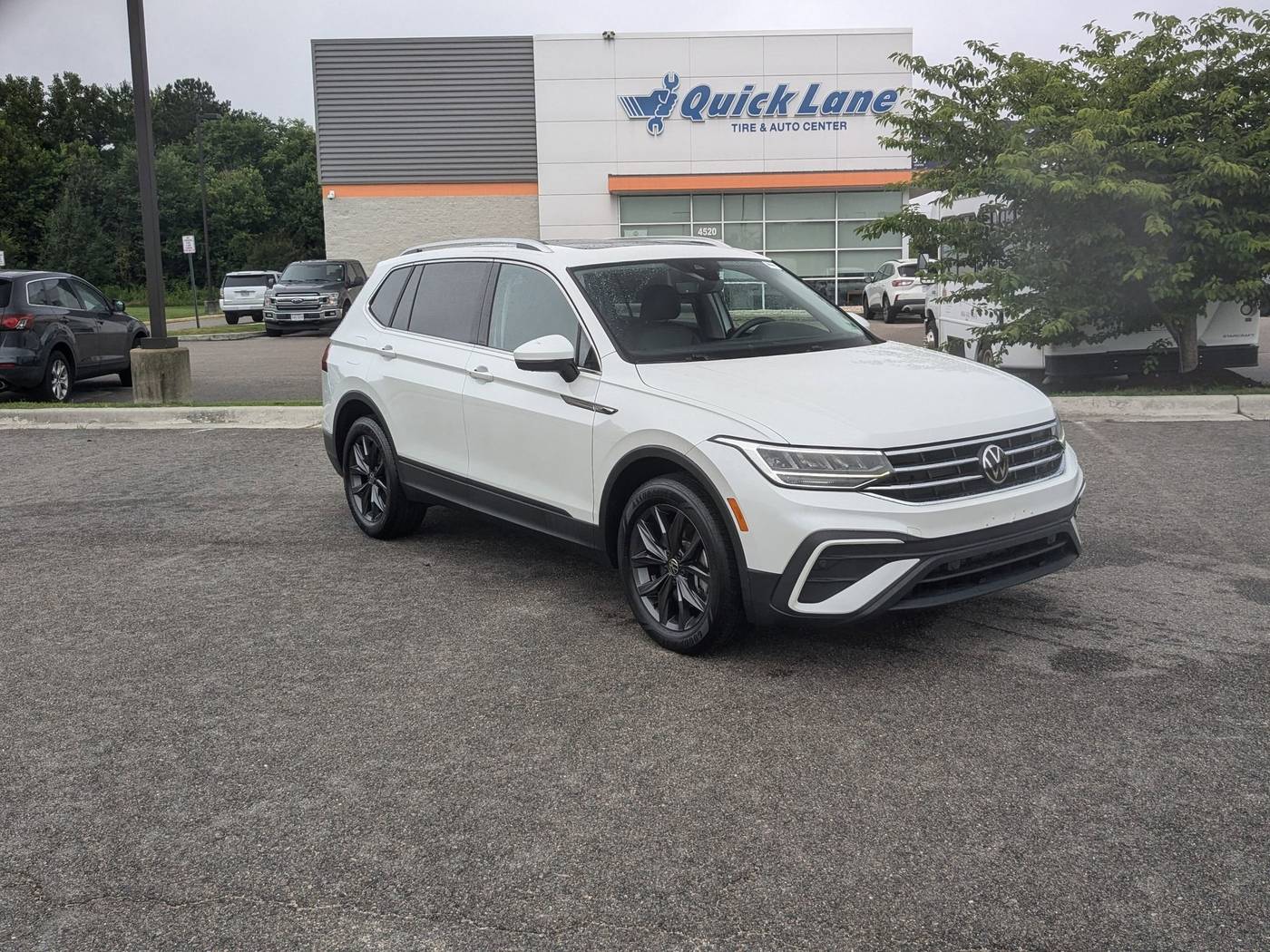 2023 Volkswagen Tiguan SE — SUV — 17,296 mi — Prince George, VA
