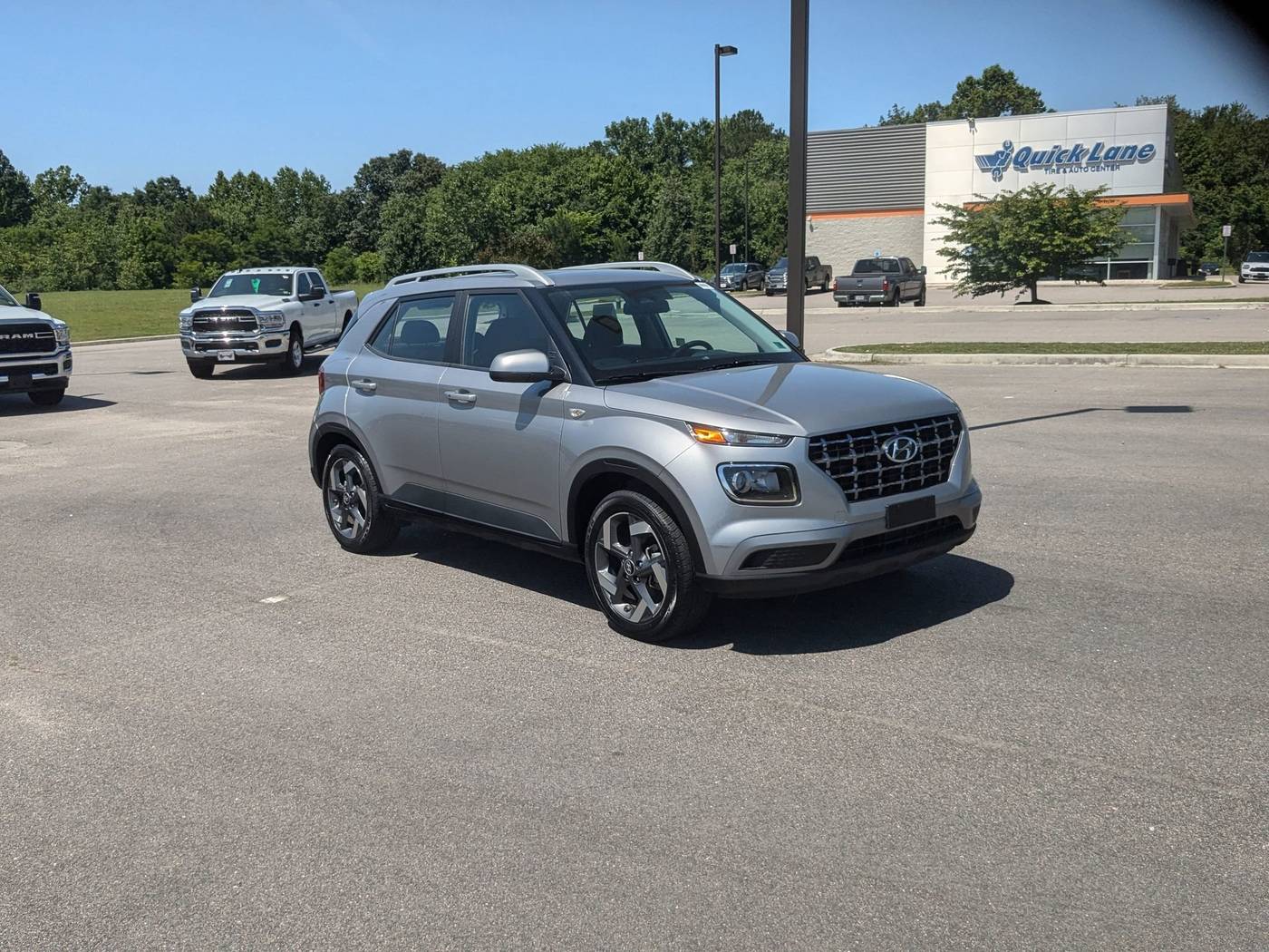 2024 Hyundai Venue SEL — SUV — 11,934 mi — Prince George, VA