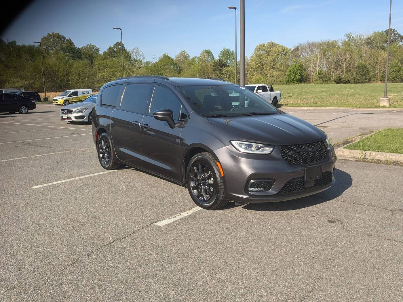 2021 Chrysler Pacifica Touring — Minivan — 31,554 mi — Prince George, VA