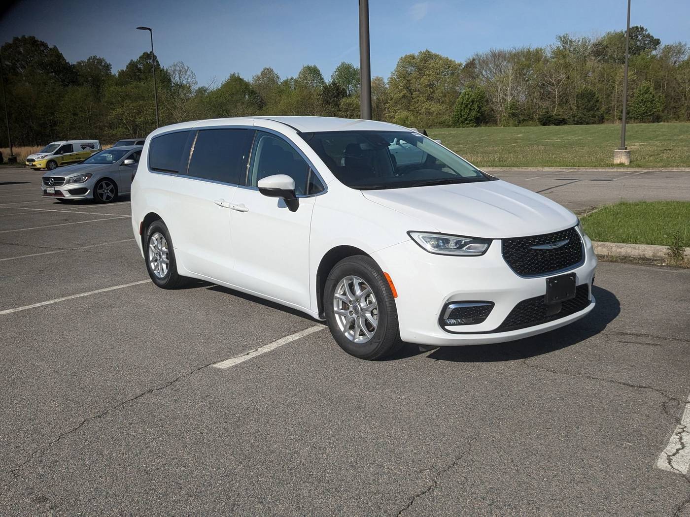 2023 Chrysler Pacifica Touring L — Minivan — 55,513 mi — Prince George, VA