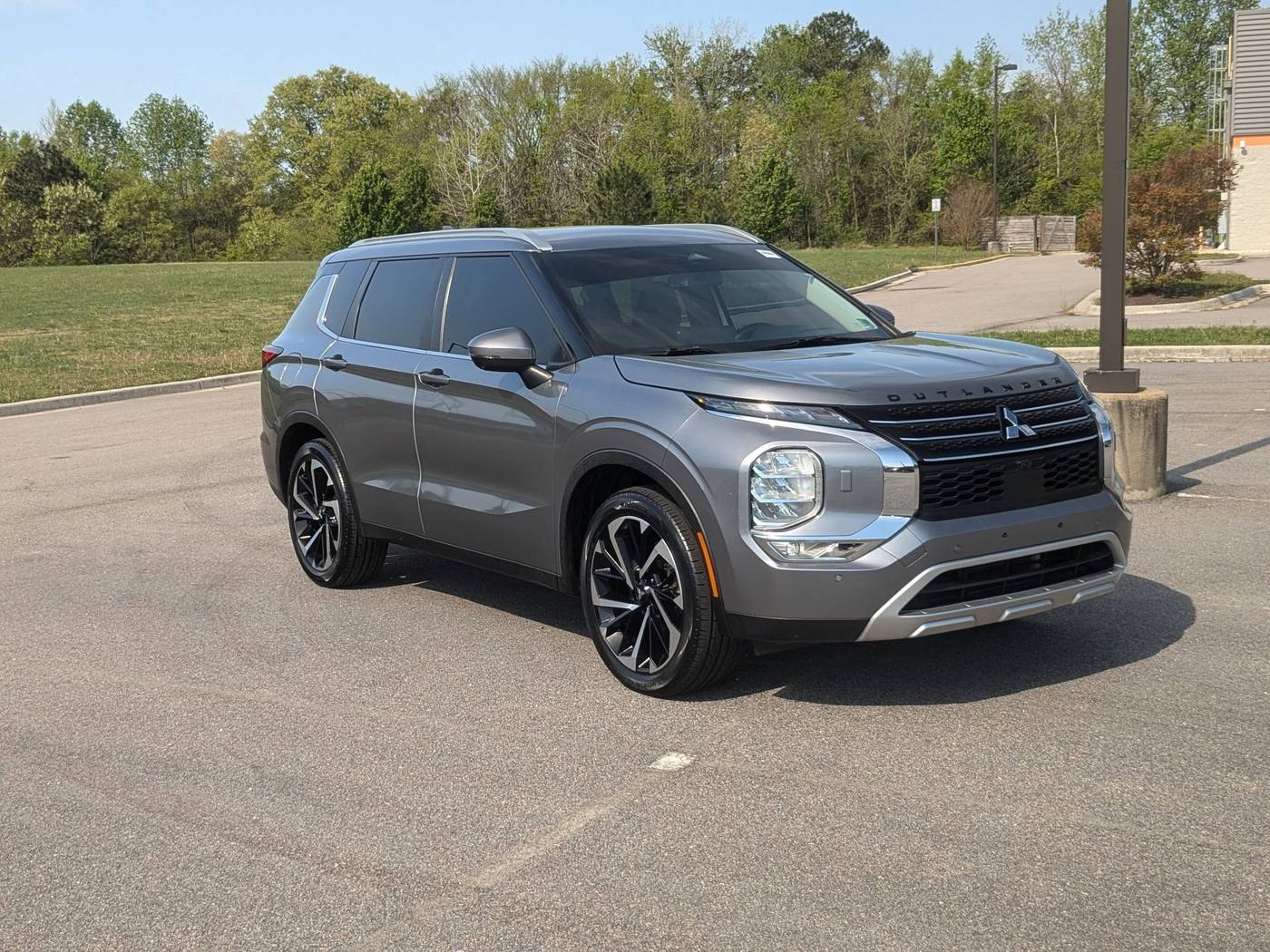 2022 Mitsubishi Outlander SE — SUV — 32,206 mi — Prince George, VA