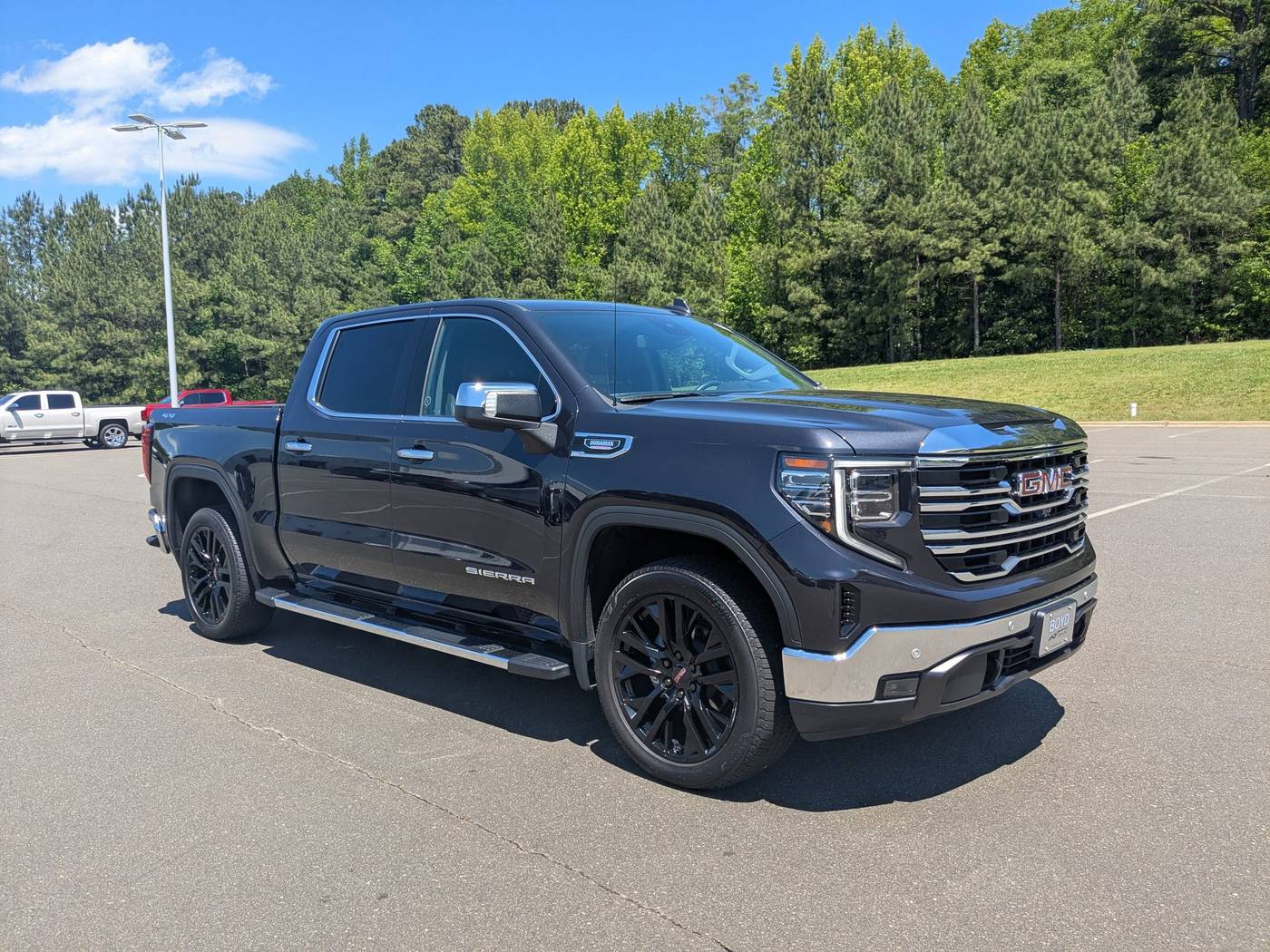 2022 GMC Sierra 1500 SLT — Pickup Truck — 10,718 mi — Prince George, VA