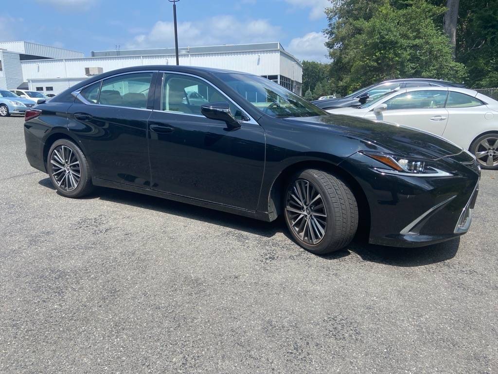 2022 Lexus ES ES 350 — Sedan — 9,049 mi — Oakhurst, NJ