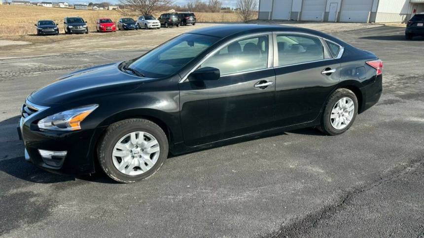 2015 Nissan Altima 2.5 S — Sedan — 91,450 mi — Carlock, IL