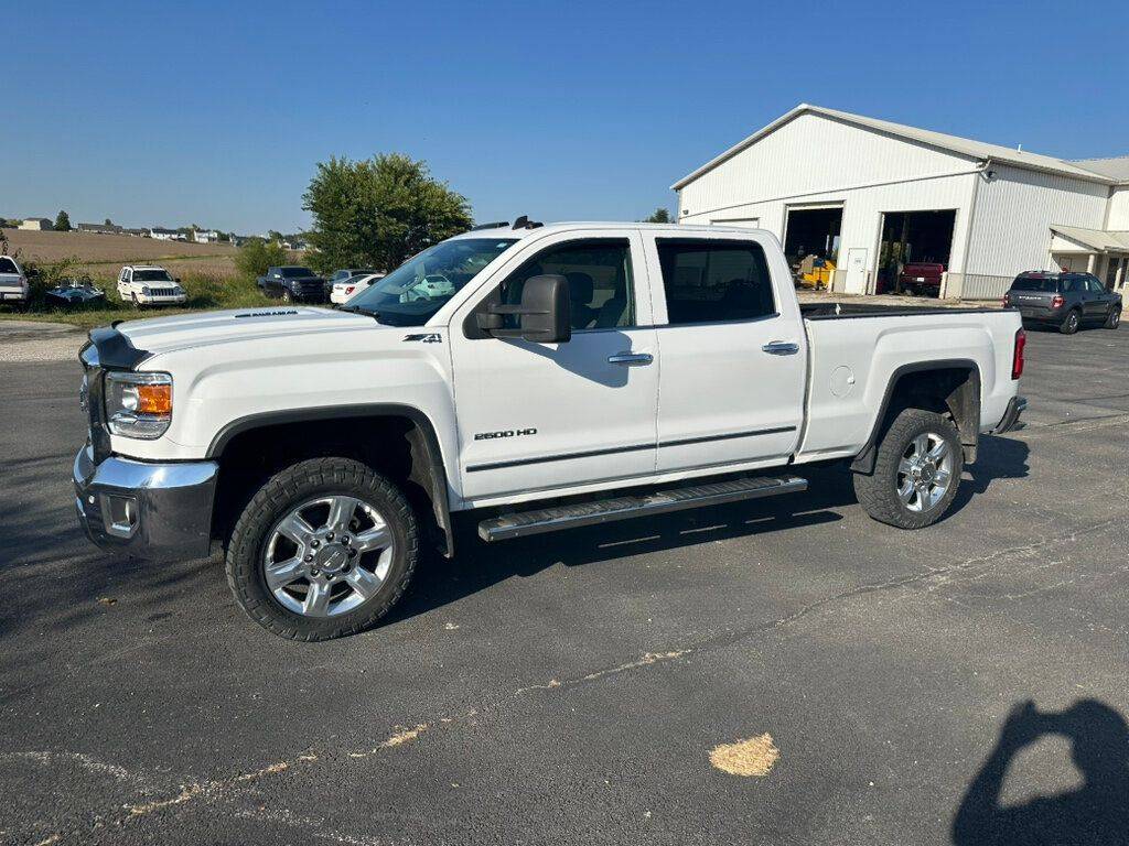 2015 GMC Sierra 2500HD SLT — Pickup Truck — 169,805 mi — Carlock, IL