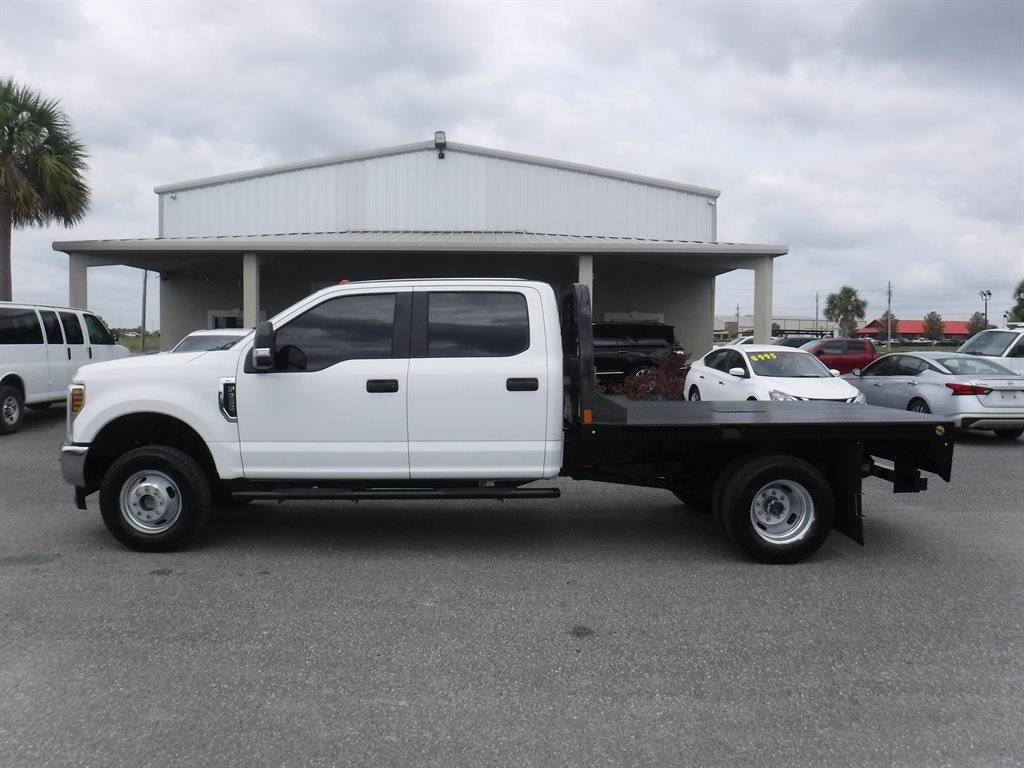 2018 Ford Super Duty F-350 Chassis Cab XL — Chassis Cab Truck — 116,634 mi — Live Oak, FL