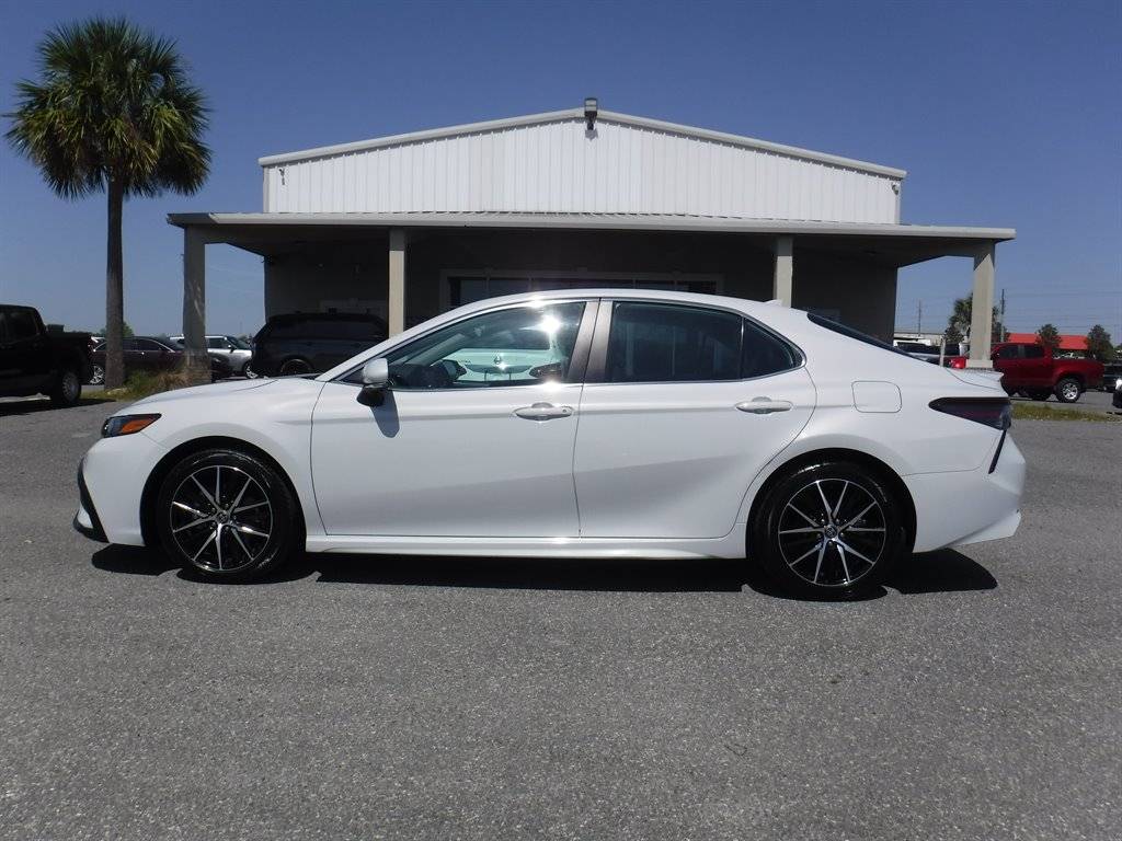 2023 Toyota Camry SE — Sedan — 56,506 mi — Live Oak, FL