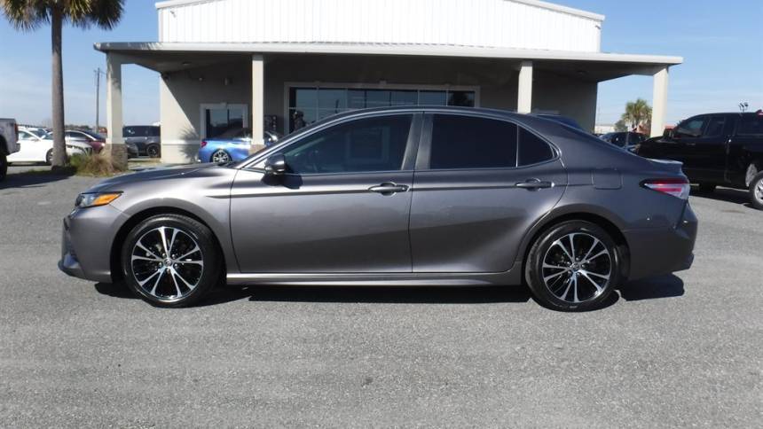 2020 Toyota Camry SE — Sedan — 44,651 mi — Live Oak, FL