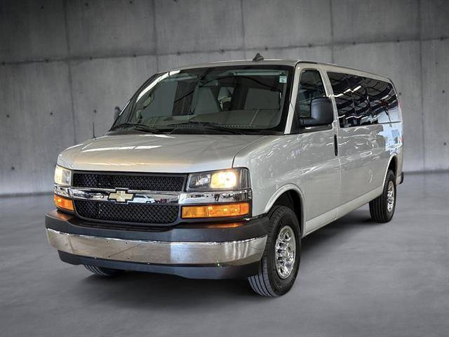 2023 Chevrolet Express Passenger LS — Passenger Van — 25,992 mi — Bakersfield, CA