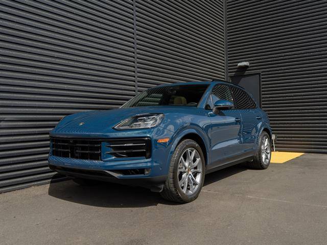 2025 Porsche Cayenne Cayenne — SUV — 12,086 mi — Bakersfield, CA