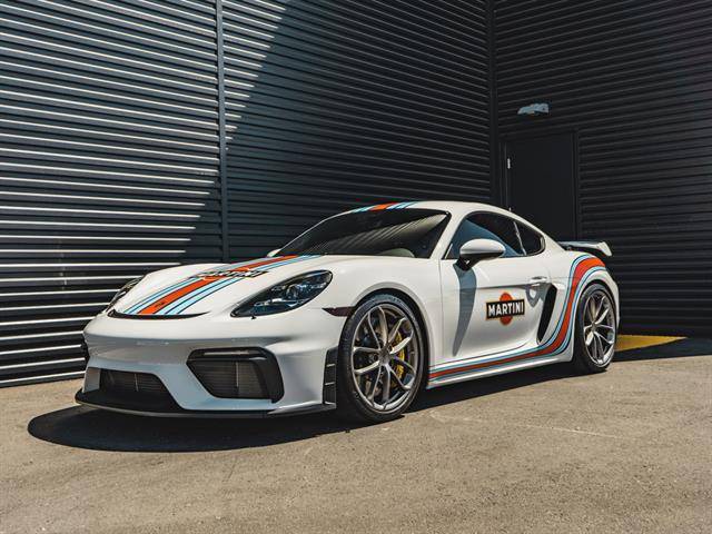 2022 Porsche 718 Cayman GT4 — Coupe — 7,417 mi — Bakersfield, CA