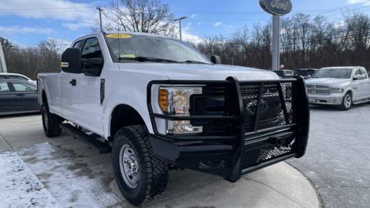 2017 Ford Super Duty F-350 XL — Pickup Truck — 79,579 mi — Haverhill, MA