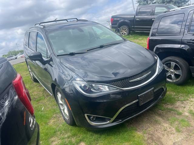 2018 Chrysler Pacifica Touring L — Minivan — 107,642 mi — Haverhill, MA