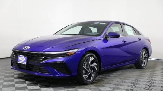 2024 Hyundai Elantra SEL — Sedan — 3,349 mi — Libertyville, IL