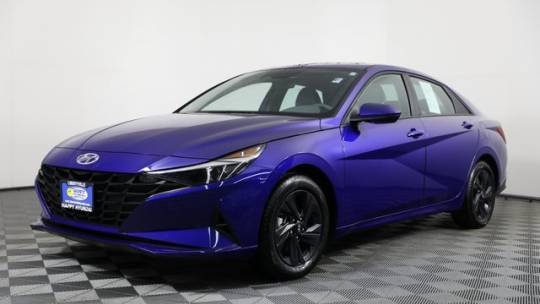 2023 Hyundai Elantra SEL — Sedan — 12,226 mi — Libertyville, IL