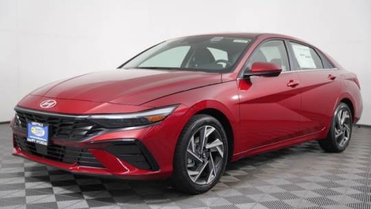 2024 Hyundai Elantra SEL — Sedan — 5,526 mi — Libertyville, IL