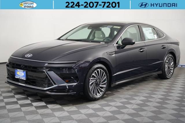 2024 Hyundai Sonata Hybrid Limited — Sedan — 3,813 mi — Libertyville, IL