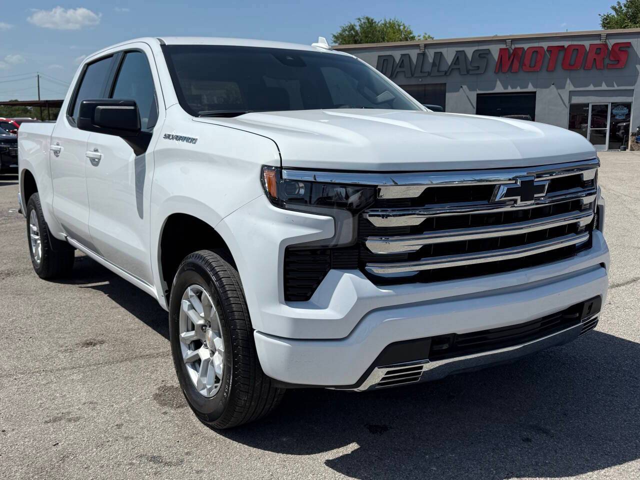 2024 Chevrolet Silverado 1500 LT — Pickup Truck — 22,459 mi — Garland, TX