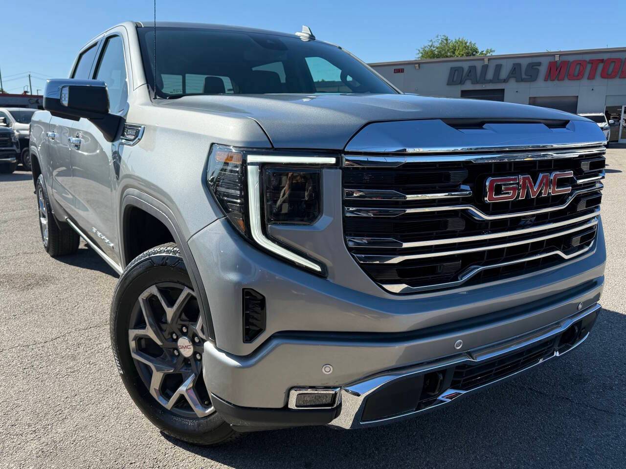 2024 GMC Sierra 1500 SLT — Pickup Truck — 6,295 mi — Garland, TX