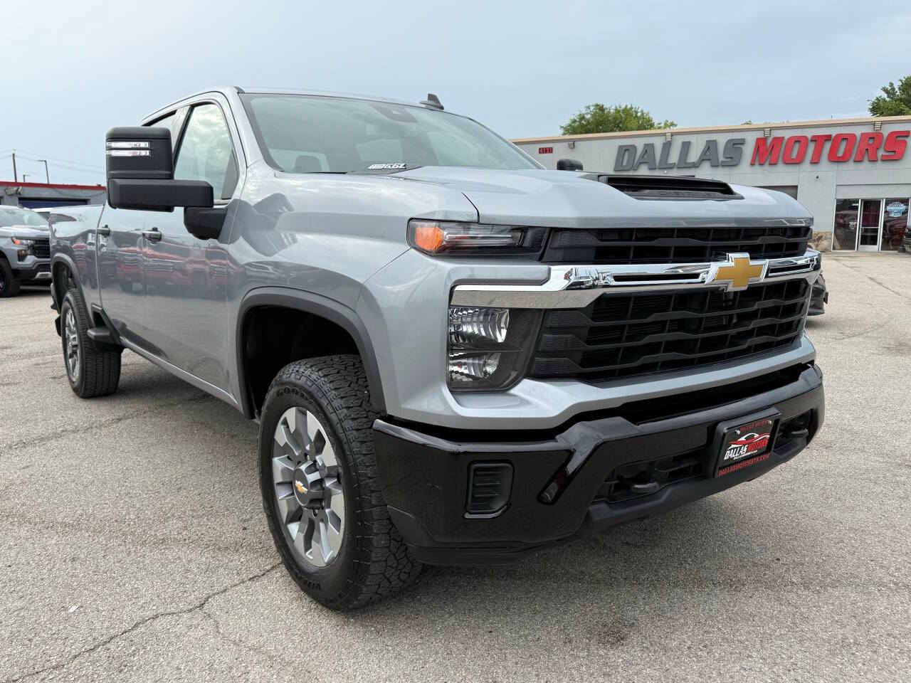 2024 Chevrolet Silverado 2500HD Custom — Pickup Truck — 14,225 mi — Garland, TX
