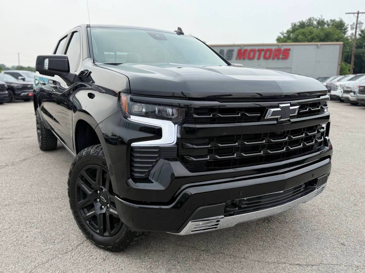 2024 Chevrolet Silverado 1500 LT Trail Boss — Pickup Truck — 7,093 mi — Garland, TX