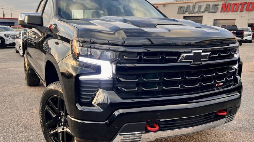 2024 Chevrolet Silverado 1500 LT Trail Boss — Pickup Truck — 32,318 mi — Garland, TX