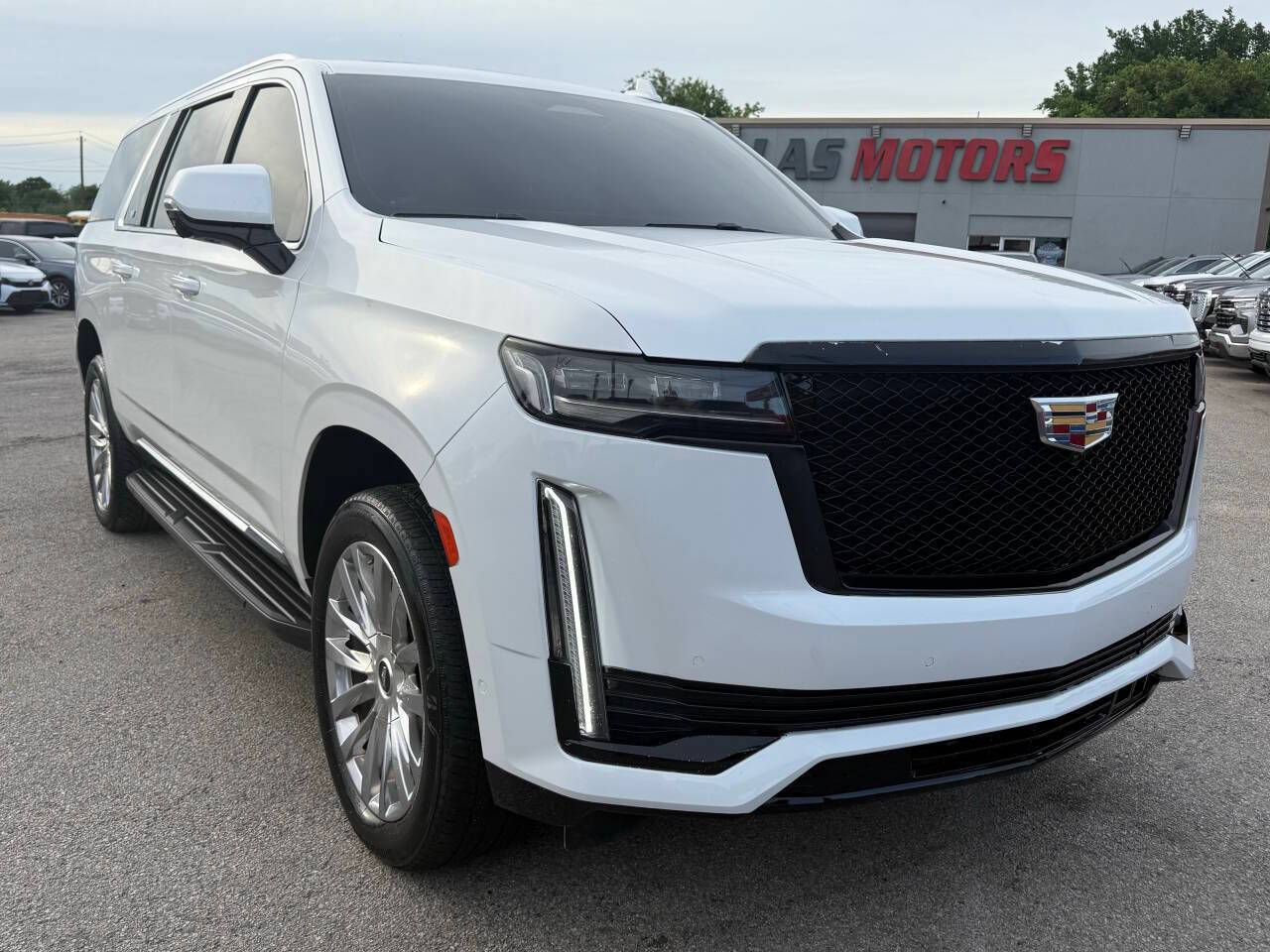 2022 Cadillac Escalade Premium Luxury — SUV — 60,282 mi — Garland, TX