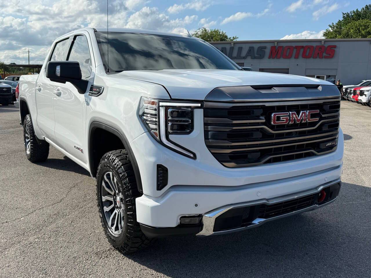 2023 GMC Sierra 1500 AT4 — Pickup Truck — 29,800 mi — Garland, TX