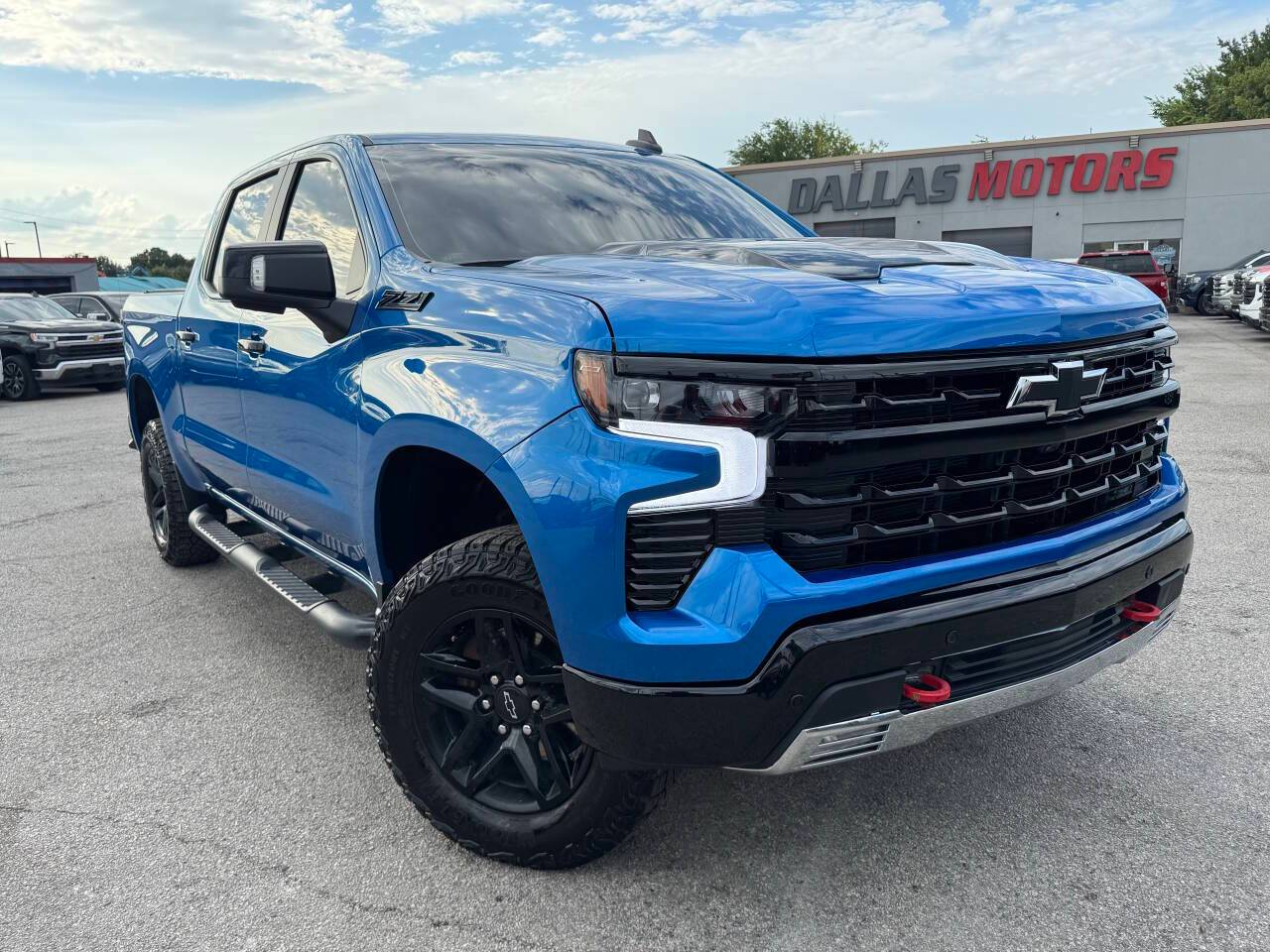 2024 Chevrolet Silverado 1500 LT Trail Boss — Pickup Truck — 22,475 mi — Garland, TX
