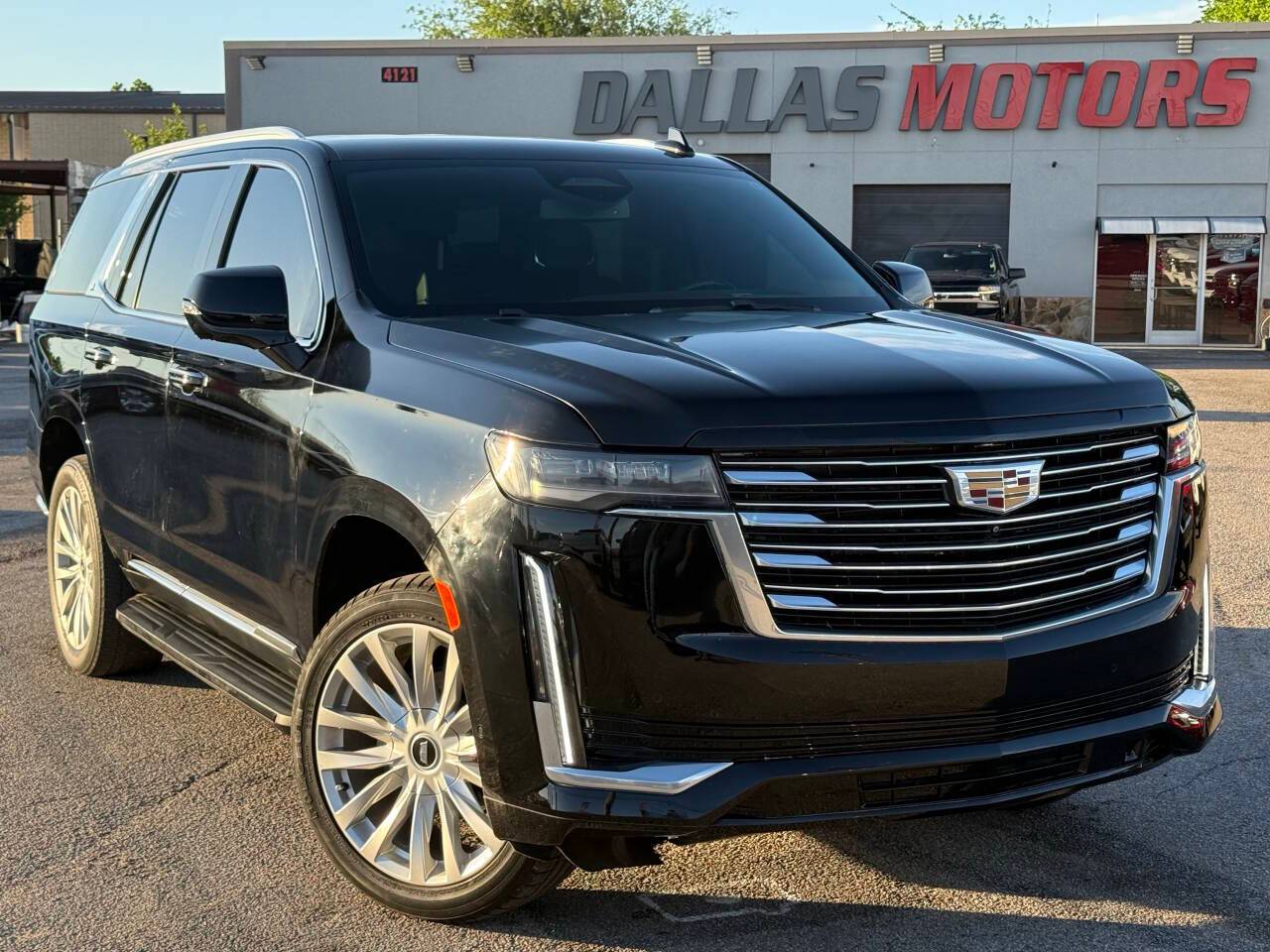 2022 Cadillac Escalade Luxury