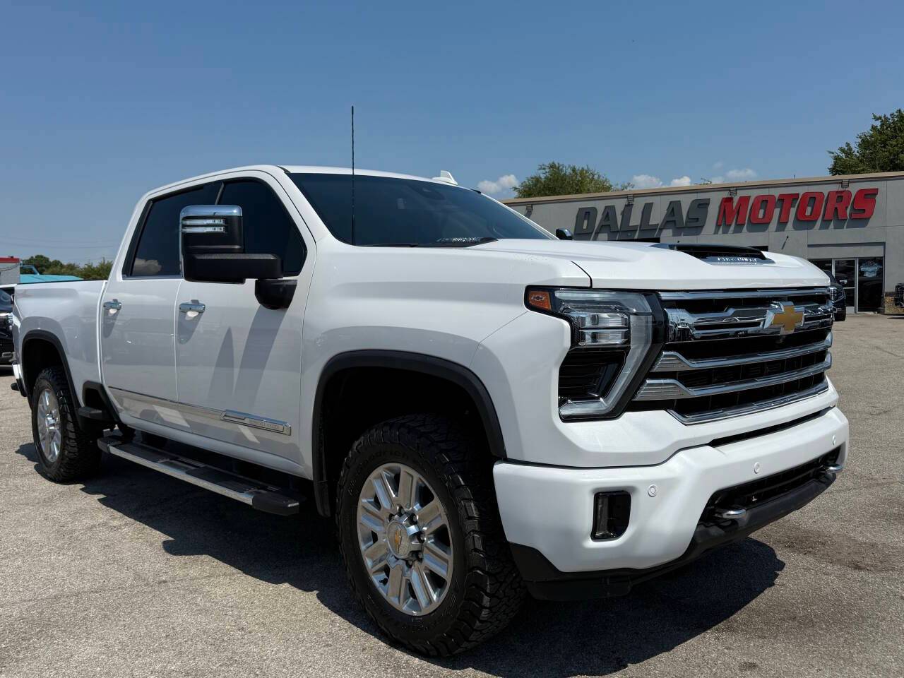 2024 Chevrolet Silverado 2500HD High Country — Pickup Truck — 10,104 mi — Garland, TX